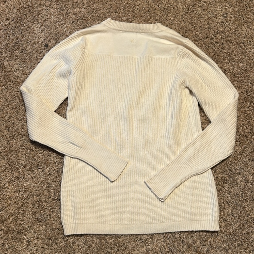 Athleta women’s button neck close to a waffle knit top - Picture 2 of 5